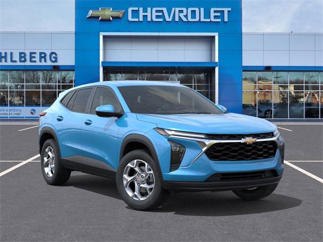 new 2025 Chevrolet Trax car, priced at $24,020