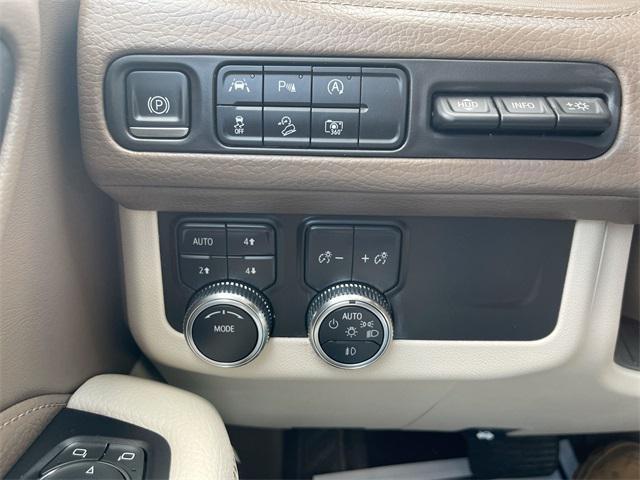 used 2023 GMC Yukon car, priced at $64,994