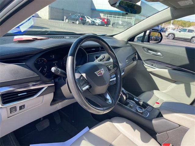 used 2023 Cadillac XT4 car, priced at $28,752