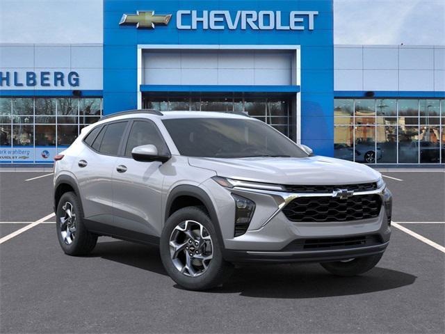 new 2025 Chevrolet Trax car, priced at $25,310