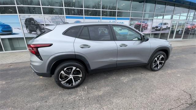 used 2024 Chevrolet Trax car, priced at $22,992