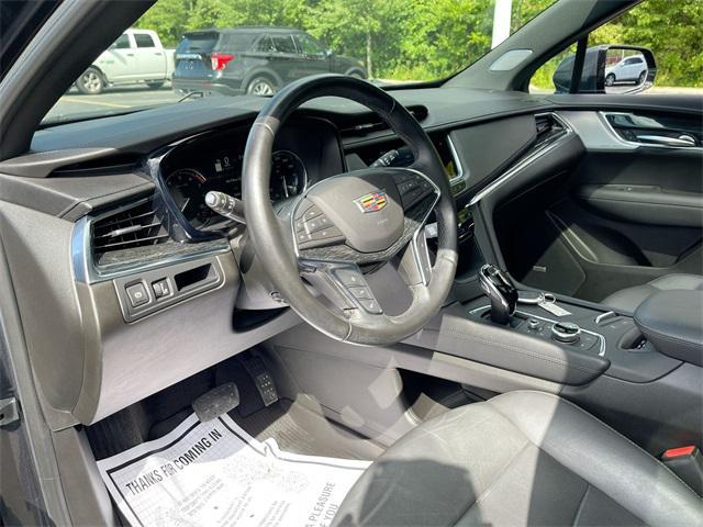 used 2021 Cadillac XT5 car, priced at $27,399