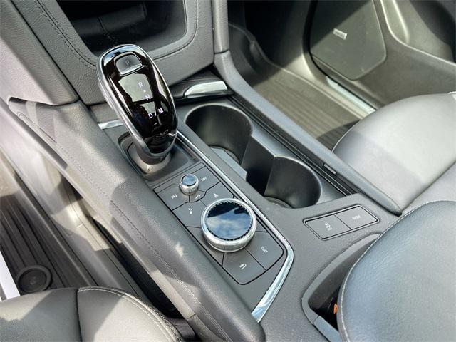 used 2021 Cadillac XT5 car, priced at $27,399