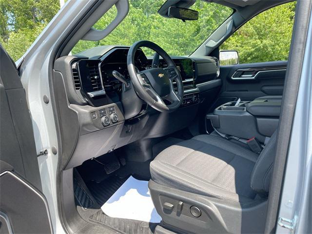 used 2022 Chevrolet Silverado 1500 car, priced at $38,992
