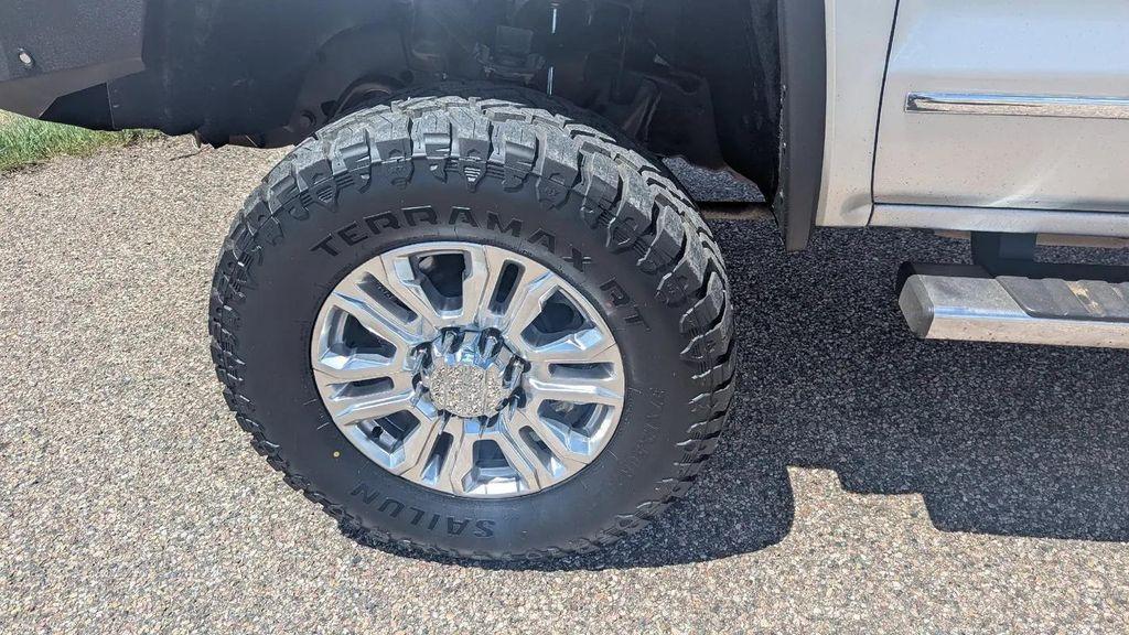 used 2018 GMC Sierra 2500 car, priced at $30,988