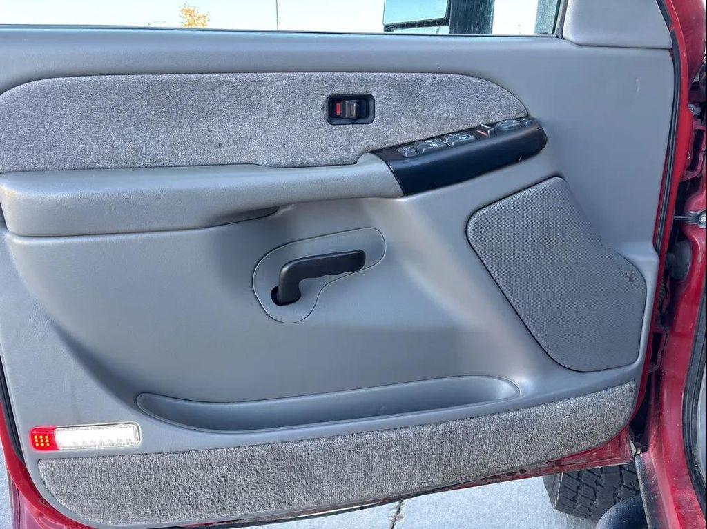 used 2002 Chevrolet Silverado 2500 car, priced at $9,988