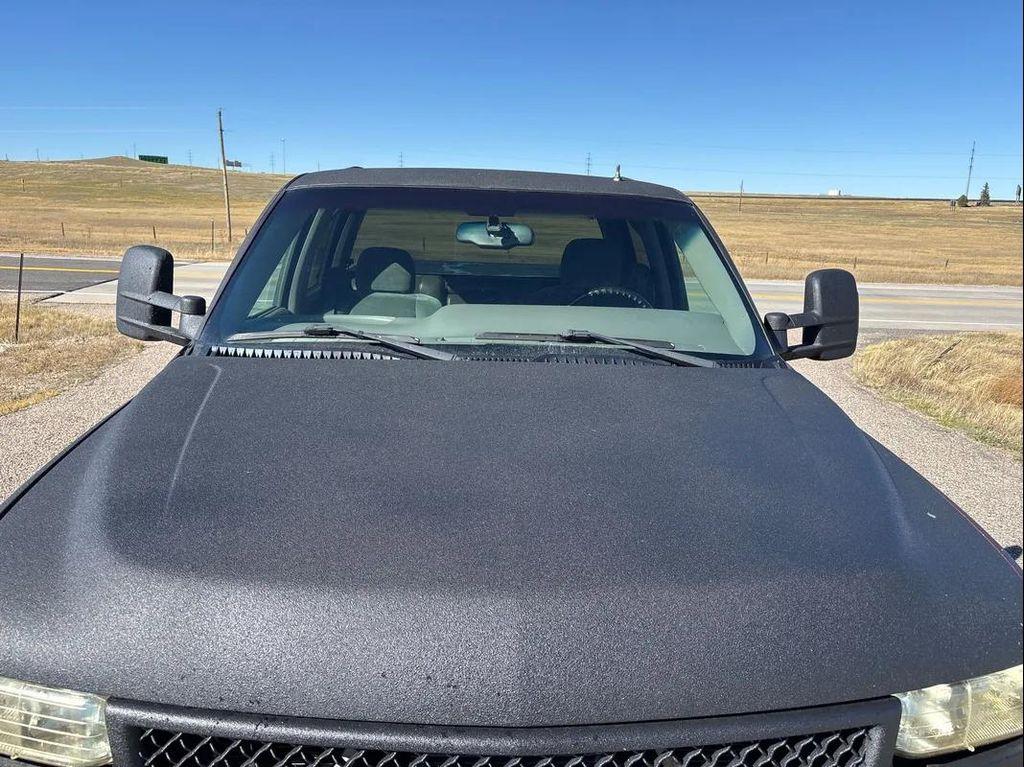 used 2002 Chevrolet Silverado 2500 car, priced at $9,988
