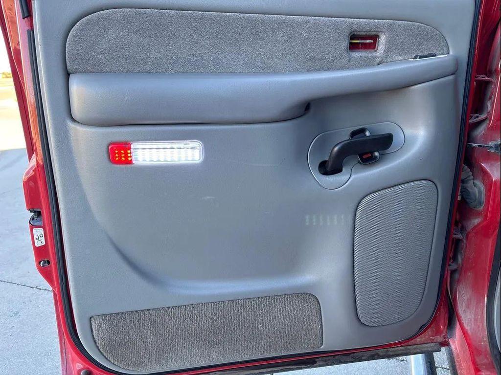 used 2002 Chevrolet Silverado 2500 car, priced at $9,988