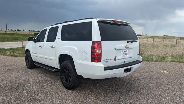 used 2008 Chevrolet Suburban car, priced at $7,500