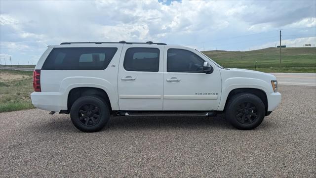 used 2008 Chevrolet Suburban car, priced at $7,500