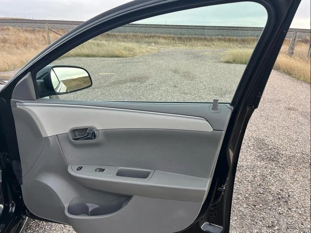 used 2009 Chevrolet Malibu Hybrid car, priced at $6,488