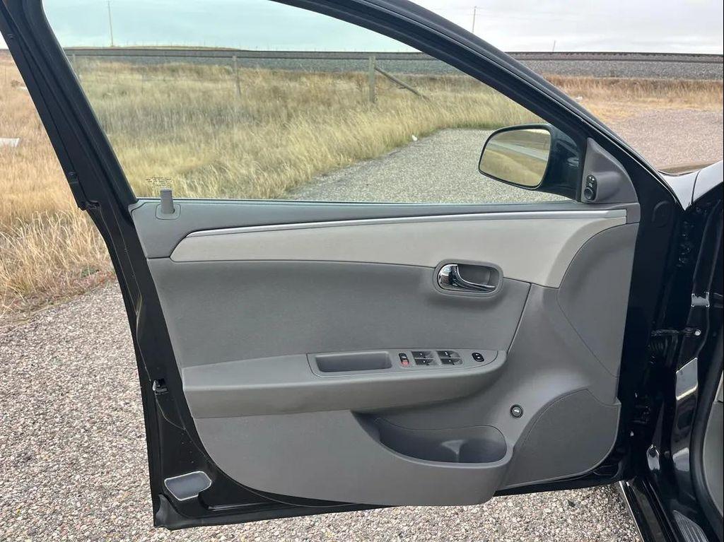 used 2009 Chevrolet Malibu Hybrid car, priced at $6,488