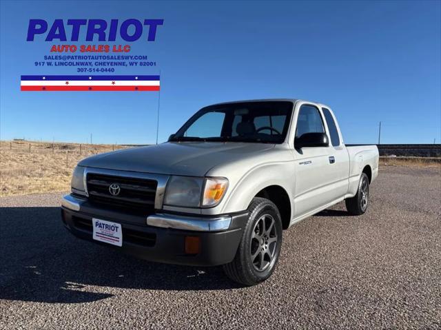 used 2000 Toyota Tacoma car, priced at $7,500