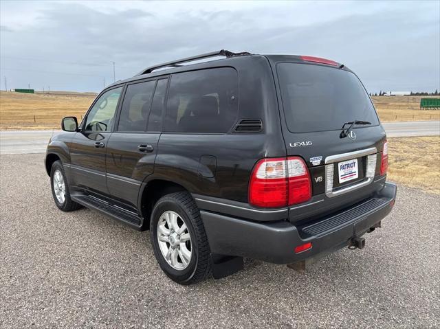 used 2004 Lexus LX 470 car, priced at $13,500