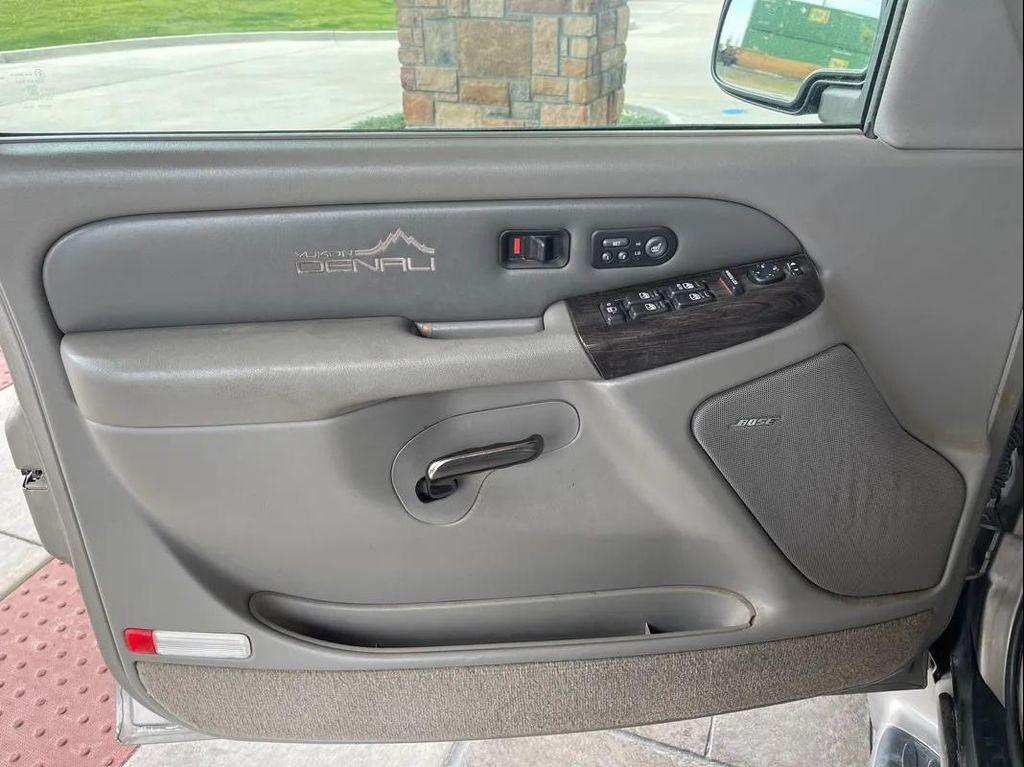 used 2001 GMC Yukon car, priced at $9,488