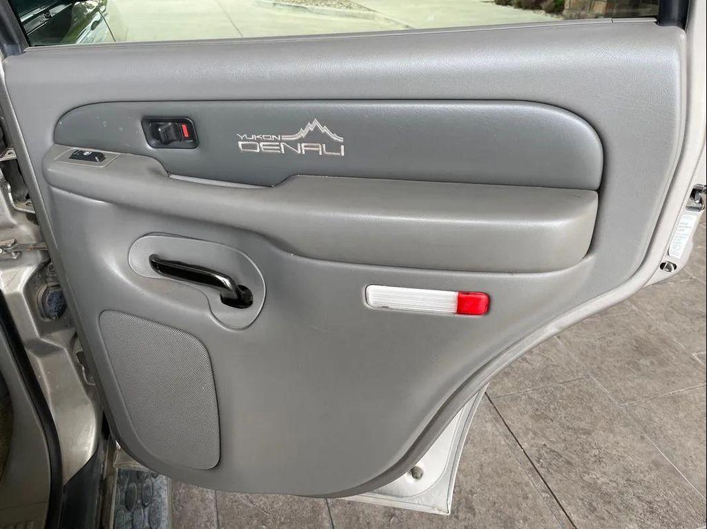 used 2001 GMC Yukon car, priced at $9,488