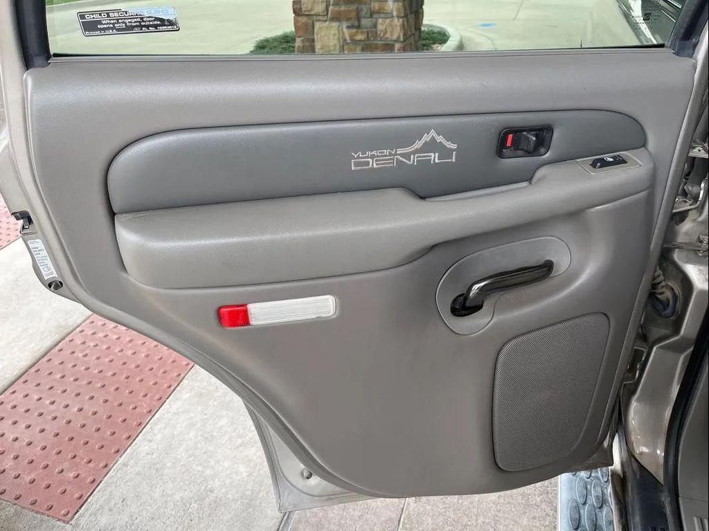 used 2001 GMC Yukon car, priced at $9,488