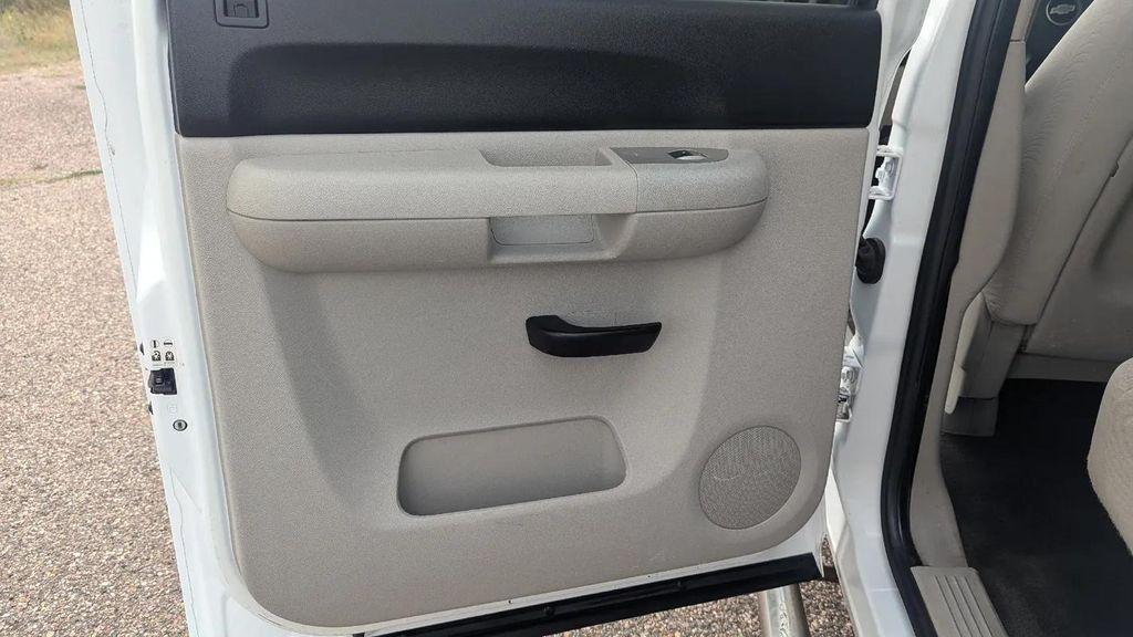 used 2007 Chevrolet Silverado 2500 car, priced at $14,988