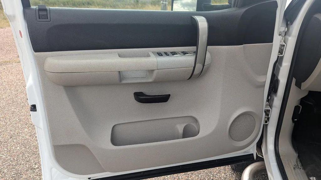 used 2007 Chevrolet Silverado 2500 car, priced at $14,988