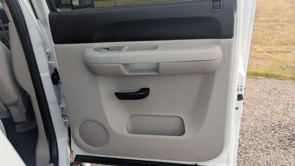 used 2007 Chevrolet Silverado 2500 car, priced at $14,988