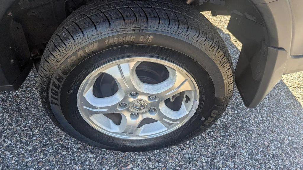 used 2002 Honda CR-V car, priced at $5,488