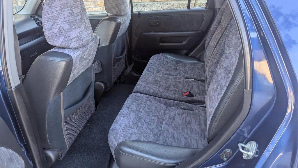 used 2002 Honda CR-V car, priced at $5,488