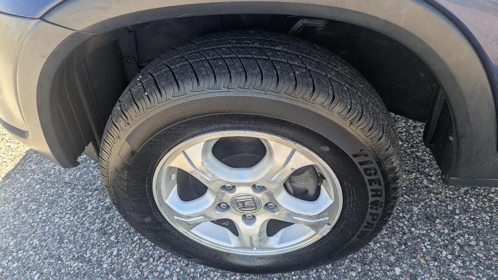 used 2002 Honda CR-V car, priced at $5,488