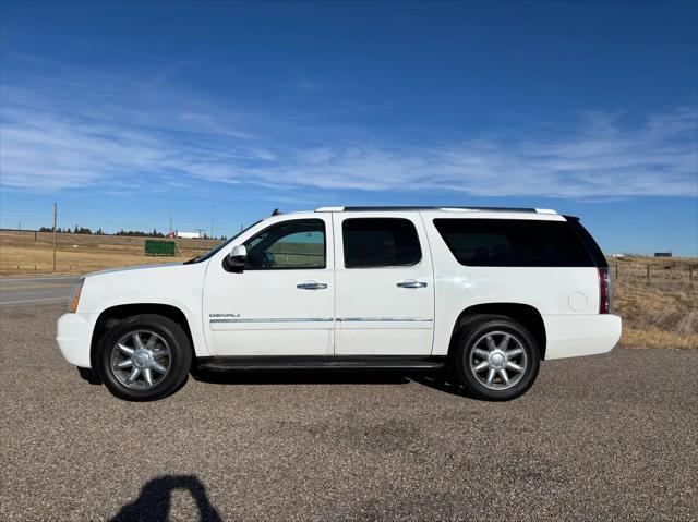 used 2012 GMC Yukon XL car, priced at $12,000