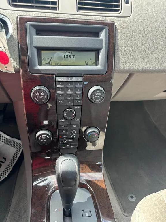 used 2004 Volvo S40 car, priced at $5,988