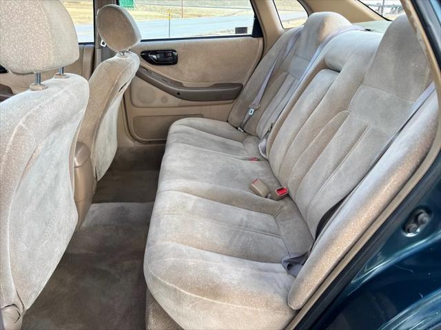 used 1995 Toyota Avalon car, priced at $4,500