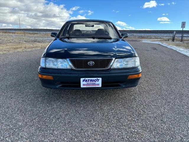 used 1995 Toyota Avalon car, priced at $4,500
