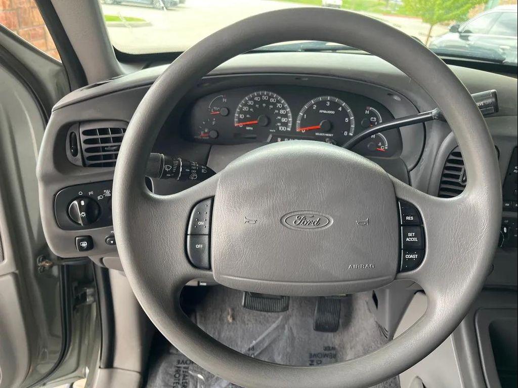 used 1999 Ford Expedition car, priced at $6,988