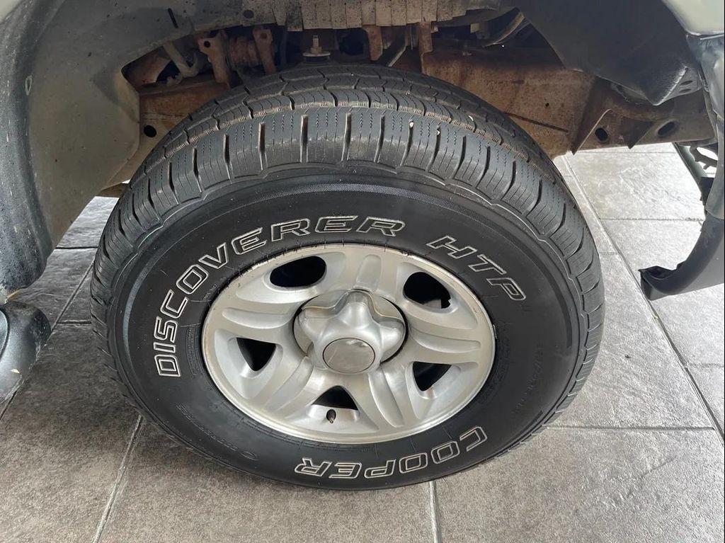 used 1999 Ford Expedition car, priced at $6,988