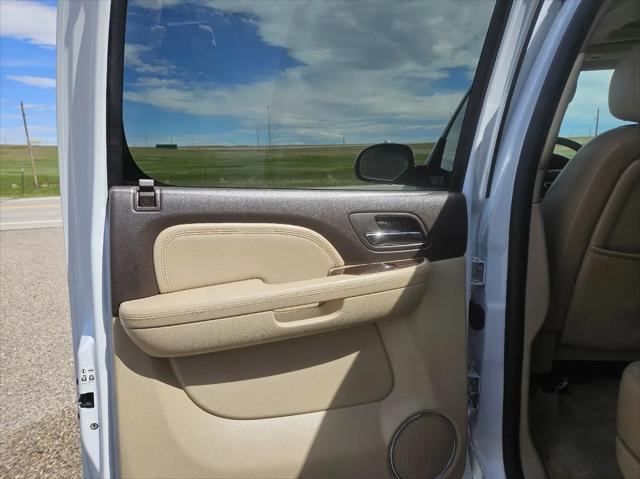 used 2008 GMC Yukon XL car, priced at $7,500