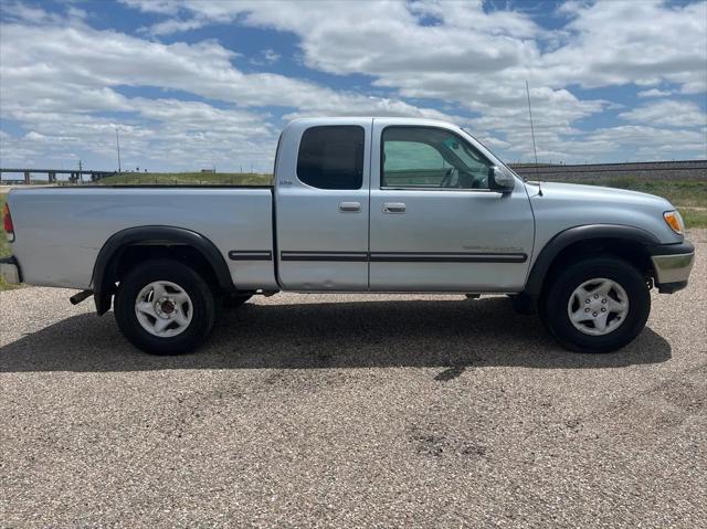 used 2000 Toyota Tundra car, priced at $6,988
