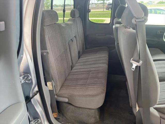 used 2000 Toyota Tundra car, priced at $6,988