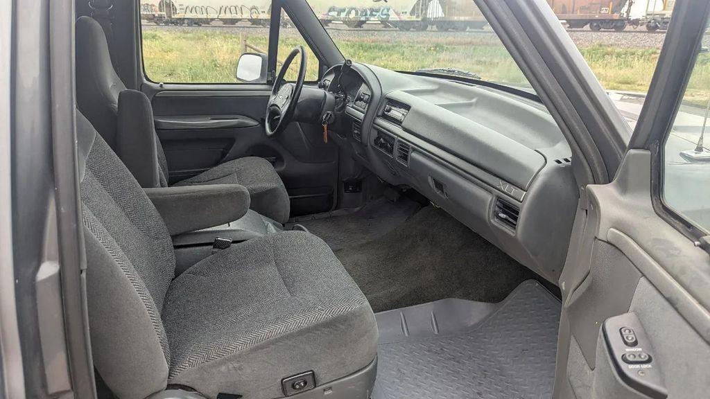 used 1992 Ford F-150 car, priced at $5,988