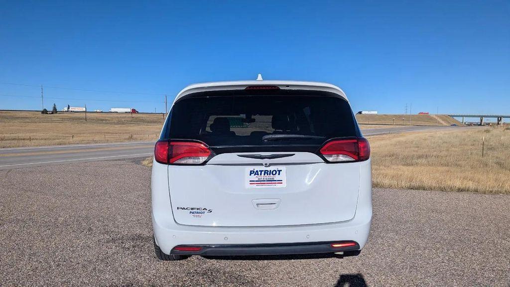 used 2018 Chrysler Pacifica car, priced at $14,988