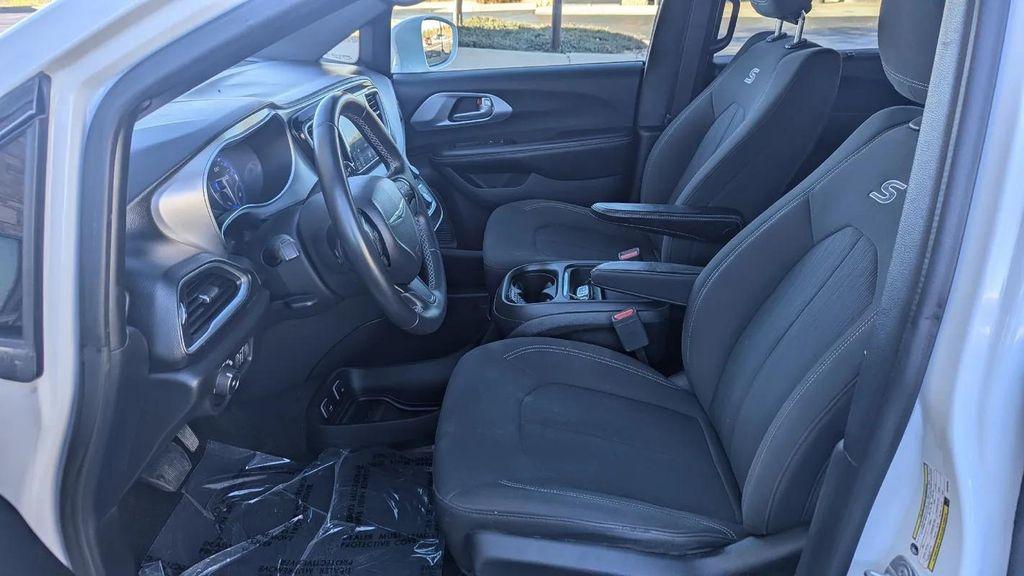 used 2018 Chrysler Pacifica car, priced at $14,988