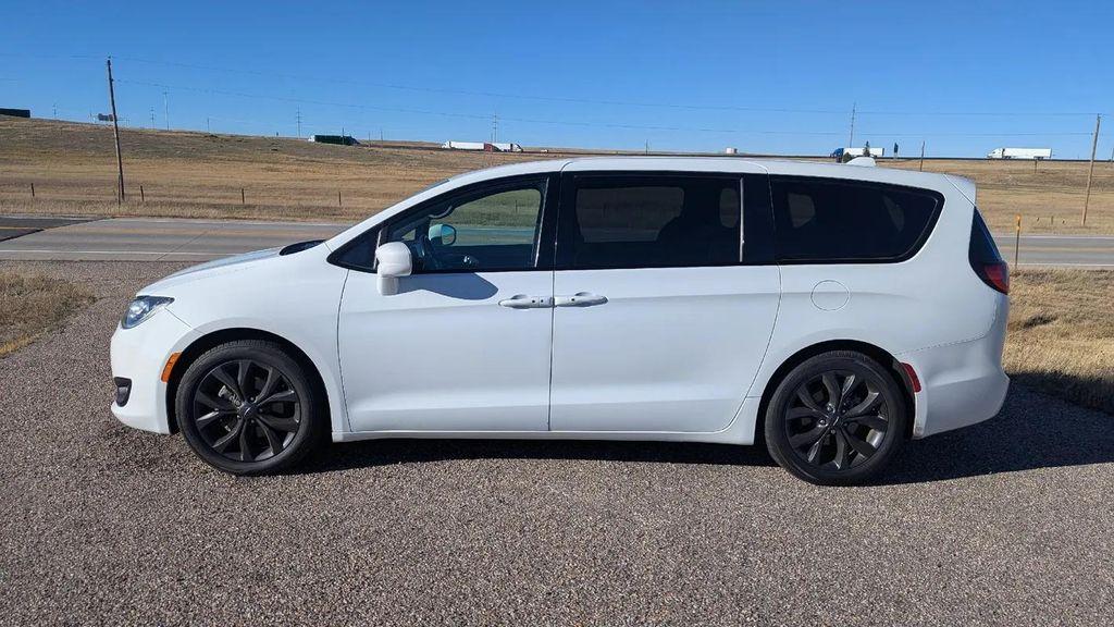 used 2018 Chrysler Pacifica car, priced at $14,988