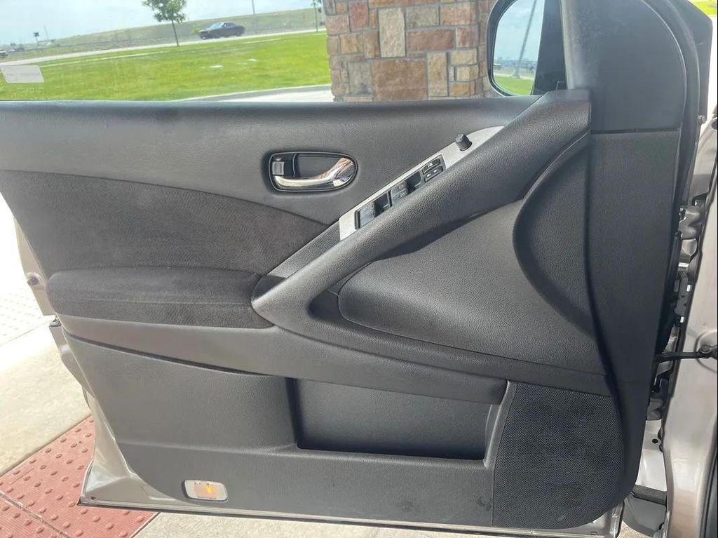 used 2009 Nissan Murano car, priced at $5,988
