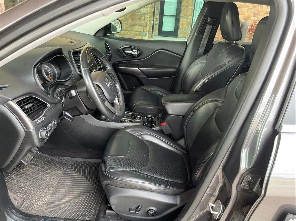 used 2019 Jeep Cherokee car, priced at $17,488