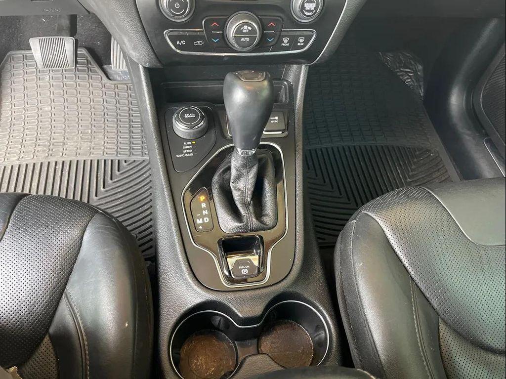 used 2019 Jeep Cherokee car, priced at $17,488