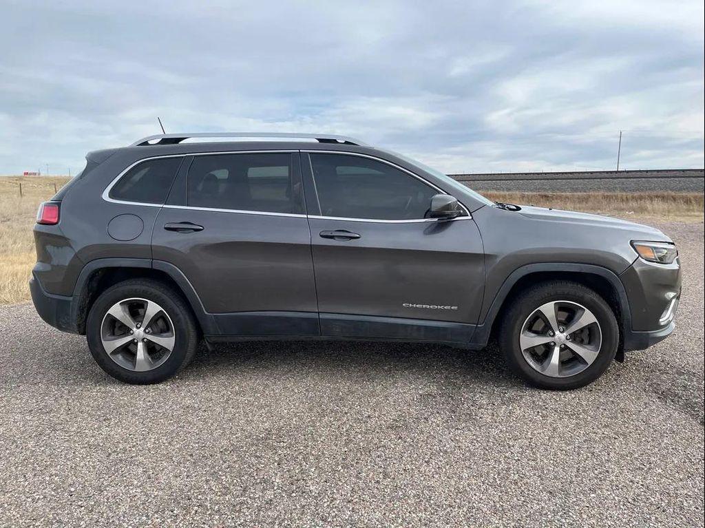 used 2019 Jeep Cherokee car, priced at $17,488