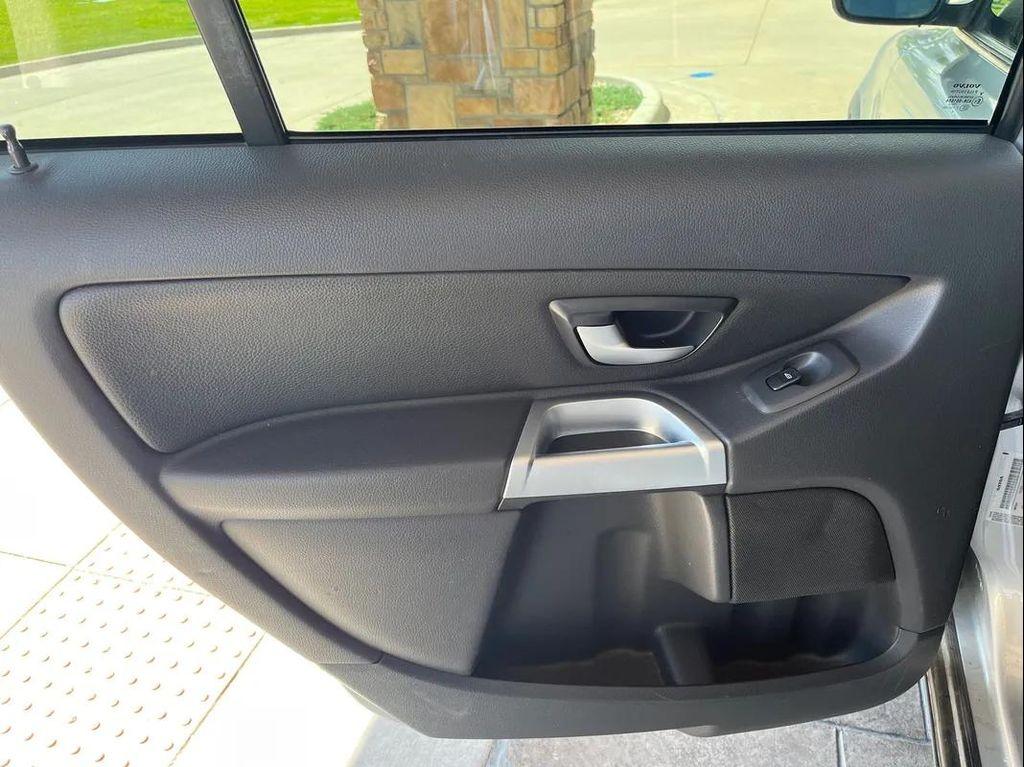 used 2005 Volvo XC90 car, priced at $4,988