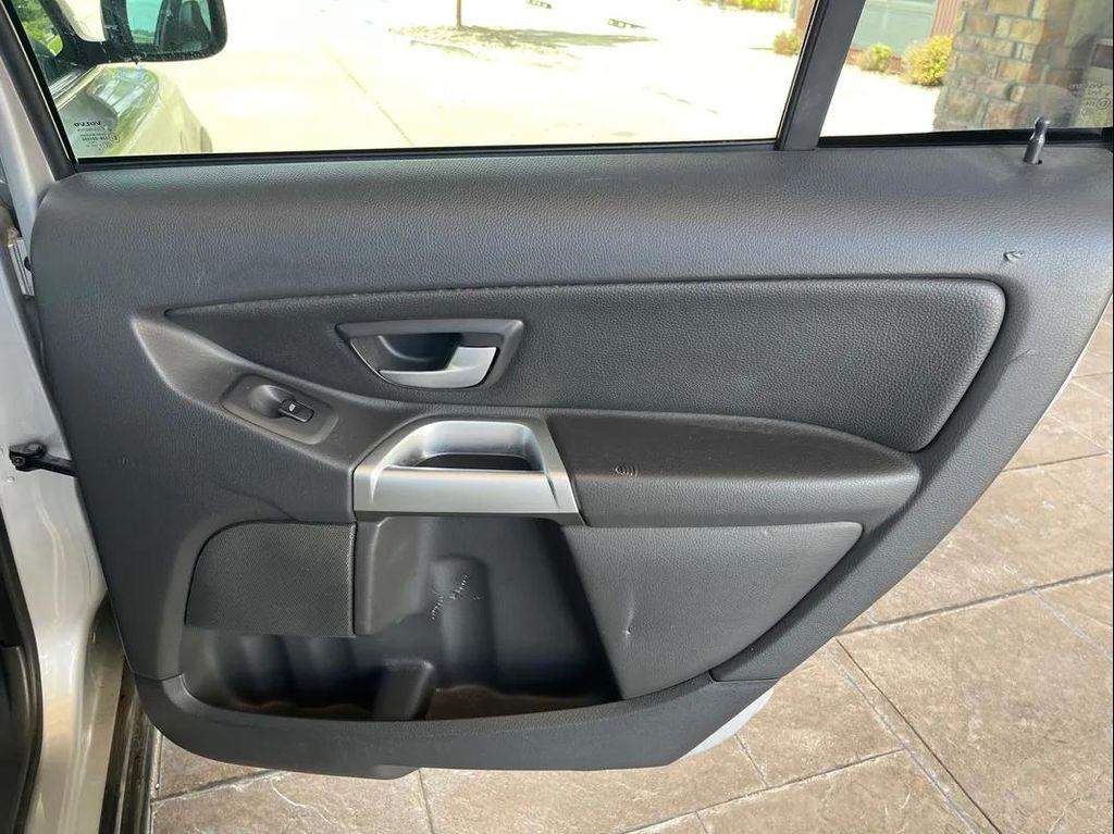 used 2005 Volvo XC90 car, priced at $4,988