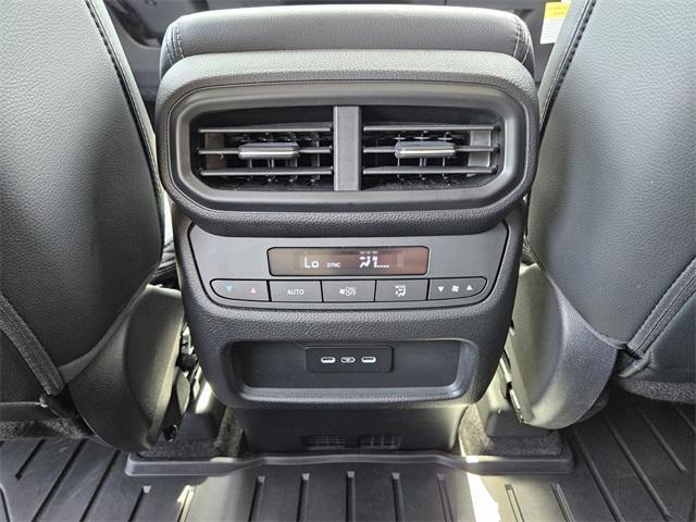 used 2025 Honda Pilot car, priced at $45,991