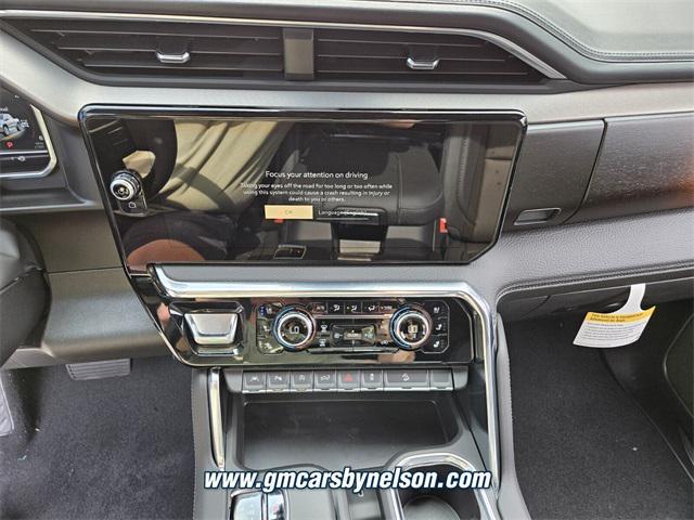 new 2025 GMC Sierra 1500 car, priced at $78,669