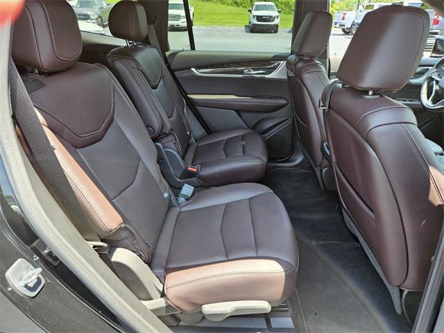 used 2023 Cadillac XT6 car, priced at $46,991