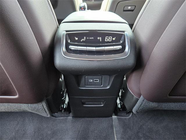 used 2023 Cadillac XT6 car, priced at $46,991